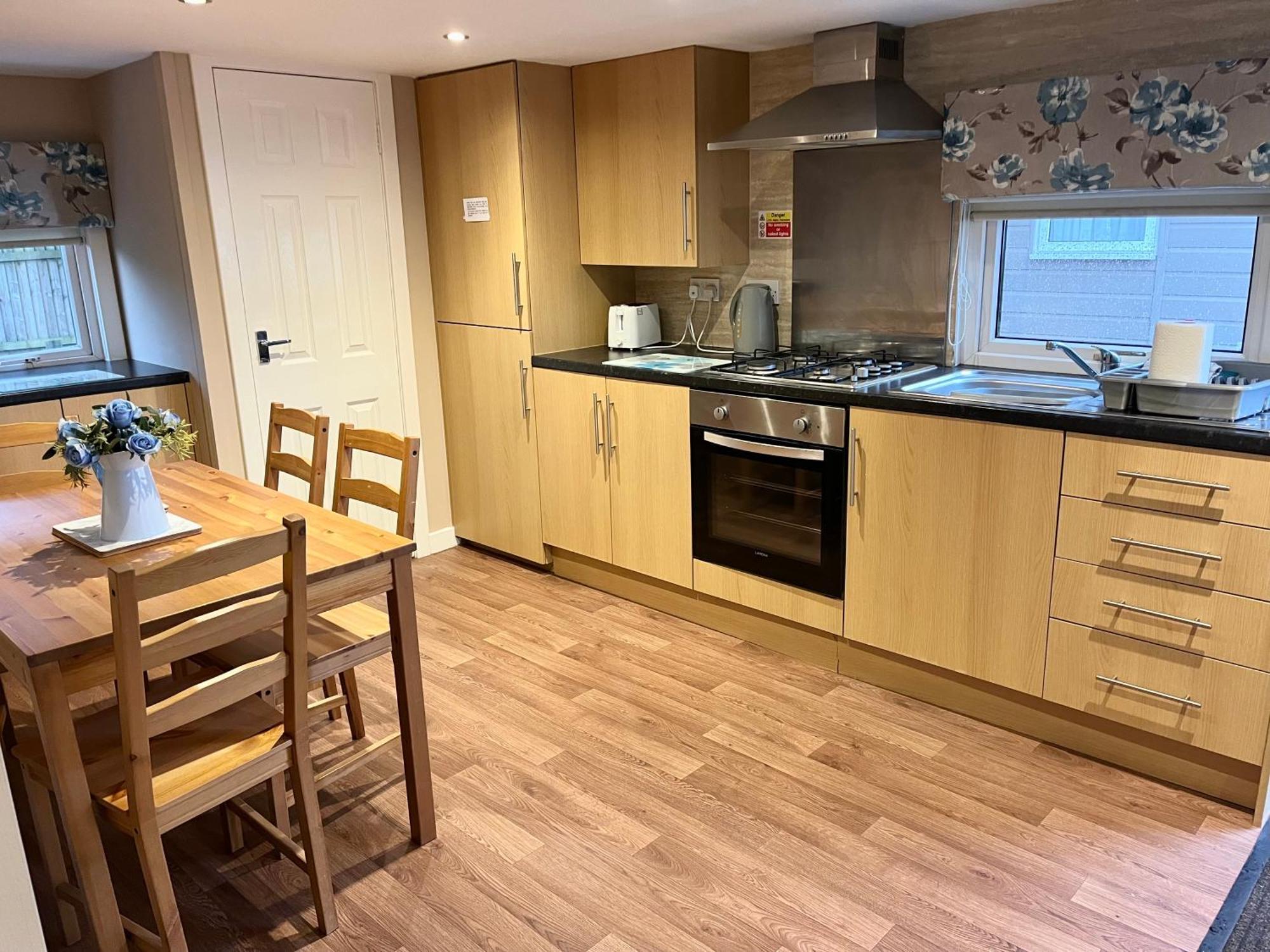 2 Bedroom Self-Catering Chalet 斯代普斯 外观 照片