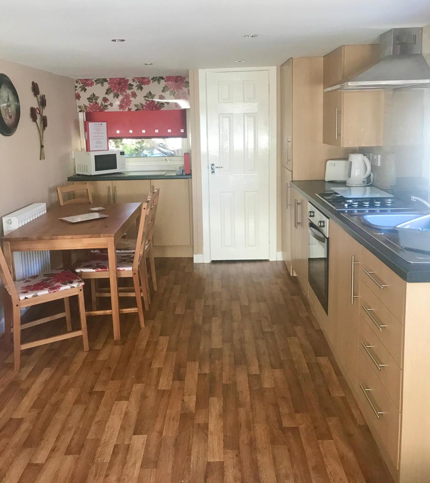 2 Bedroom Self-Catering Chalet 斯代普斯 外观 照片